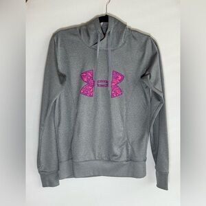 Under Armour semi fitted hoodie • Women’s small